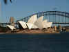 Sydney_Opera1_281000.jpg (90544 bytes)