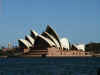 Sydney_Opera2_281000.jpg (87084 bytes)